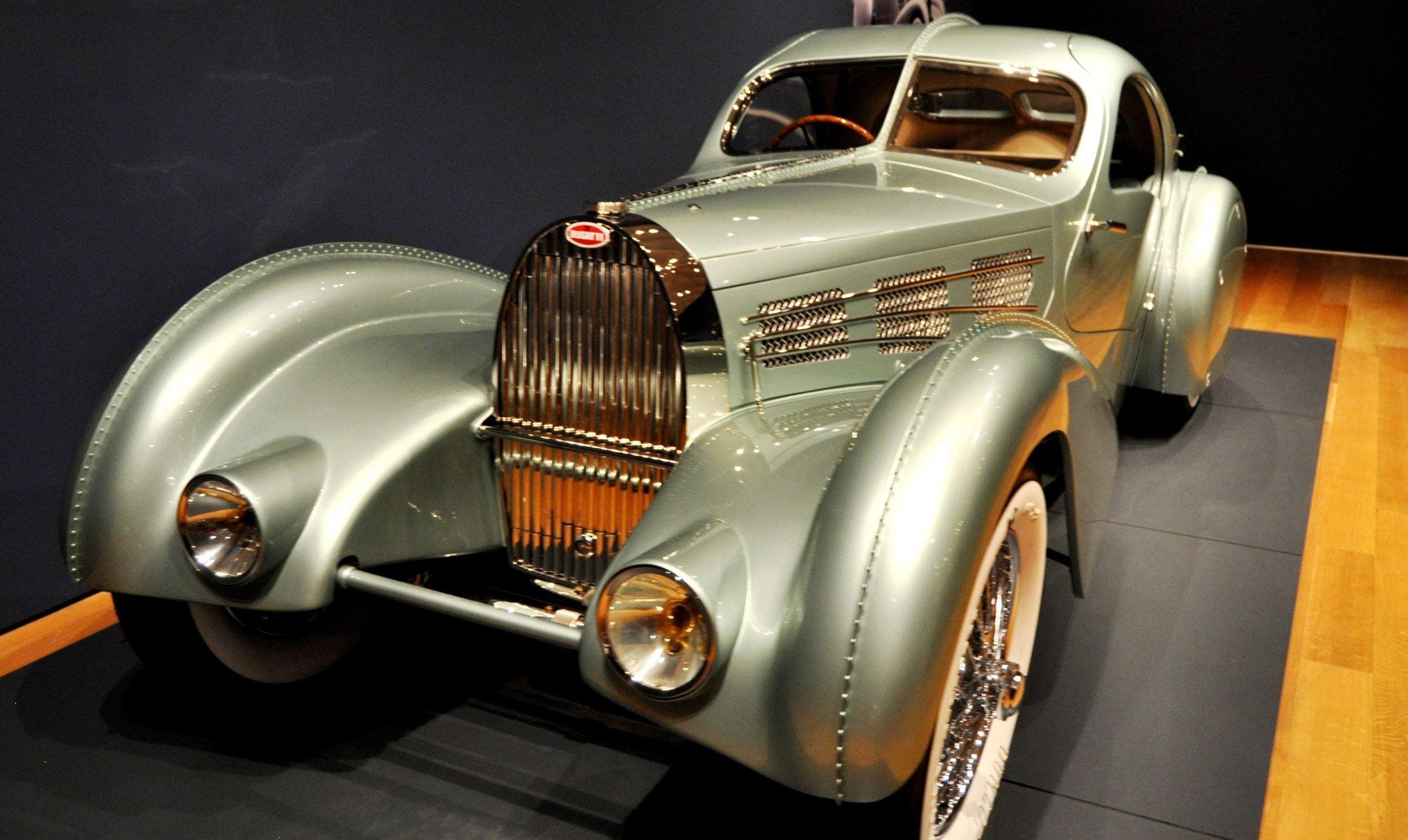 Bugatti Aerolithe replica